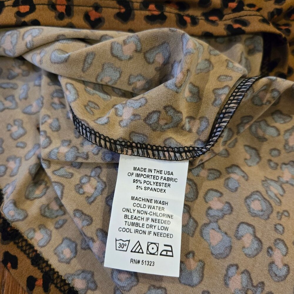 NWT CeCe Leopard Animal Print Blouse Shirt Puff Sleeve Women's Large - Picture 5 of 7
